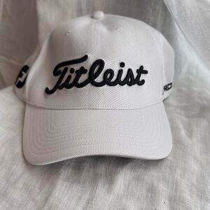Titleist Classic White Golf Hat NWT